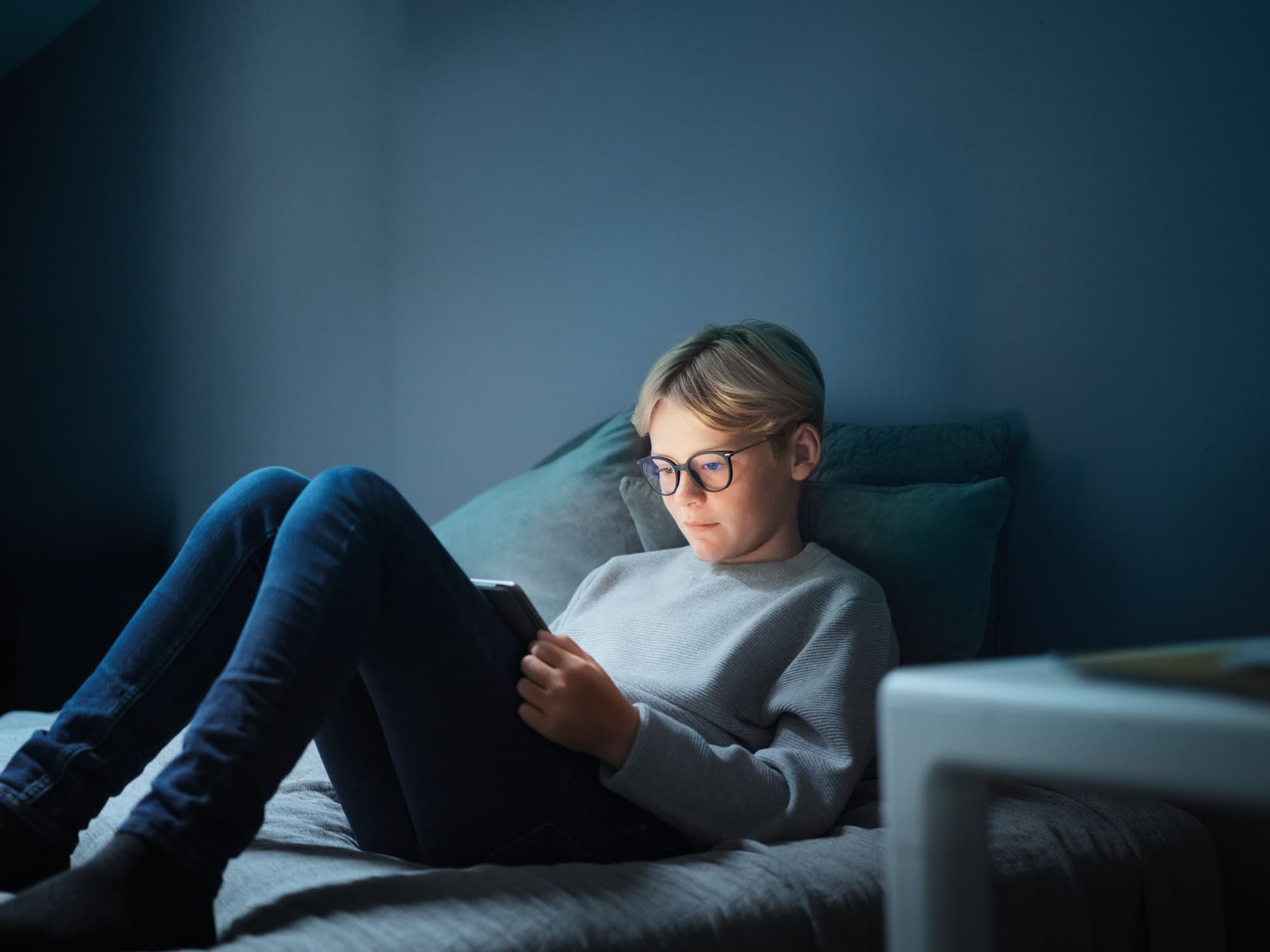 Junge Compi Brille Myopie.jpg